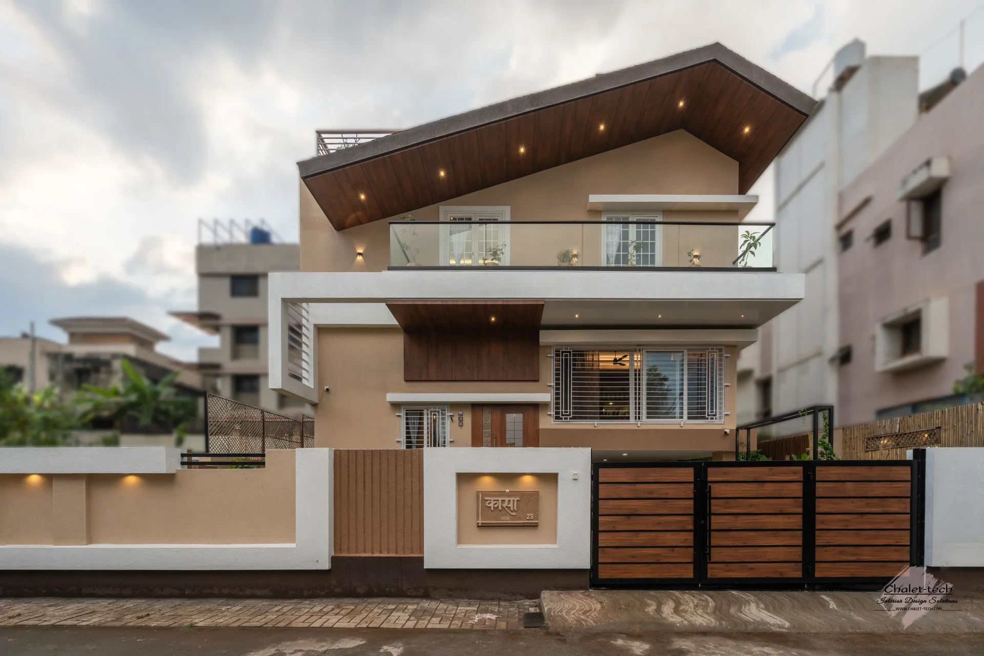 Deena & Rahul Awate Residence