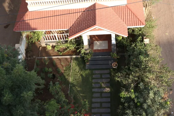 Srinivas Benny Residence